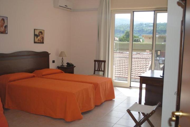 Fiumefreddo Hotel Fiumefreddo di Sicilia Δωμάτιο φωτογραφία