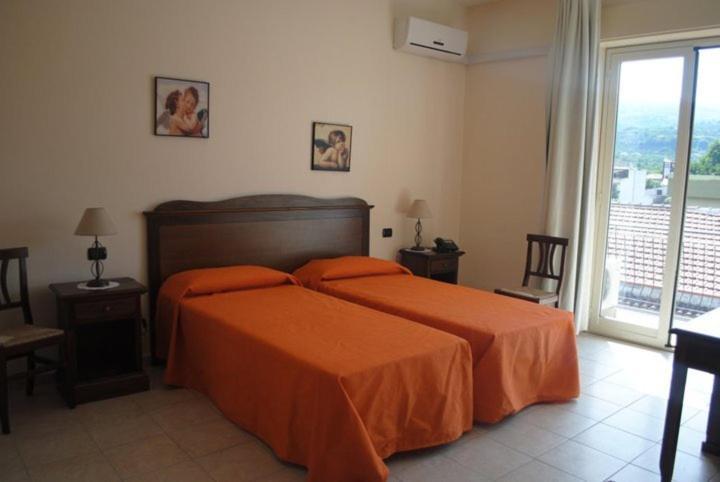 Fiumefreddo Hotel Fiumefreddo di Sicilia Δωμάτιο φωτογραφία